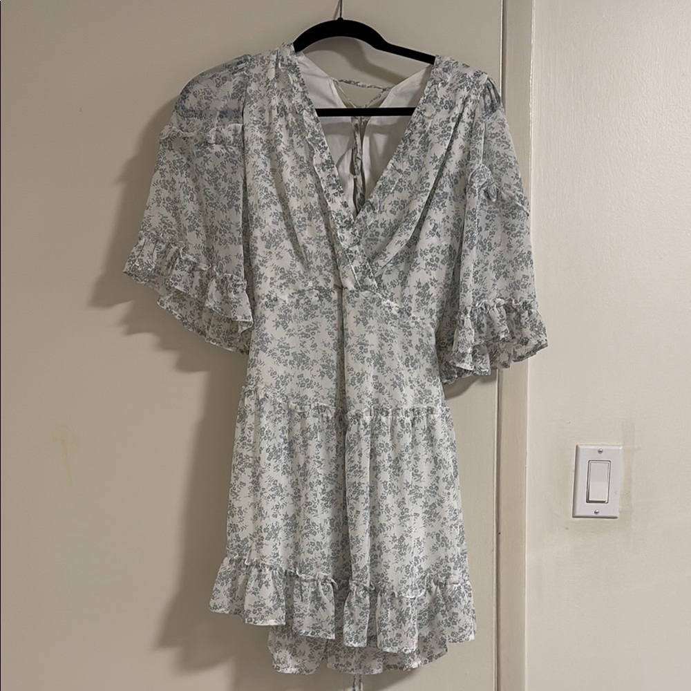 Floral Ruffle Dress in White and Gray